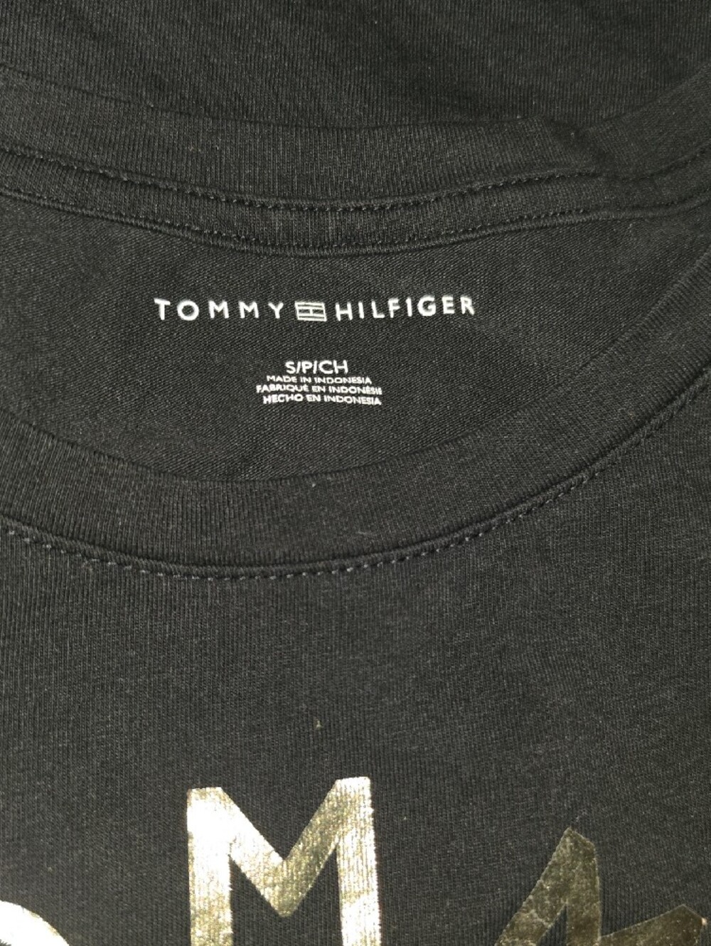 Tommy Hilfiger - Picture 3 of 3